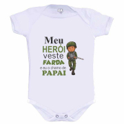 Body Meu Herói Veste Farda E Eu O Chamo De Papai