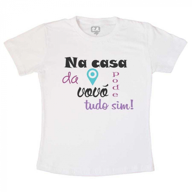 Camiseta Infantil Na Casa da Vovó Tudo Pode